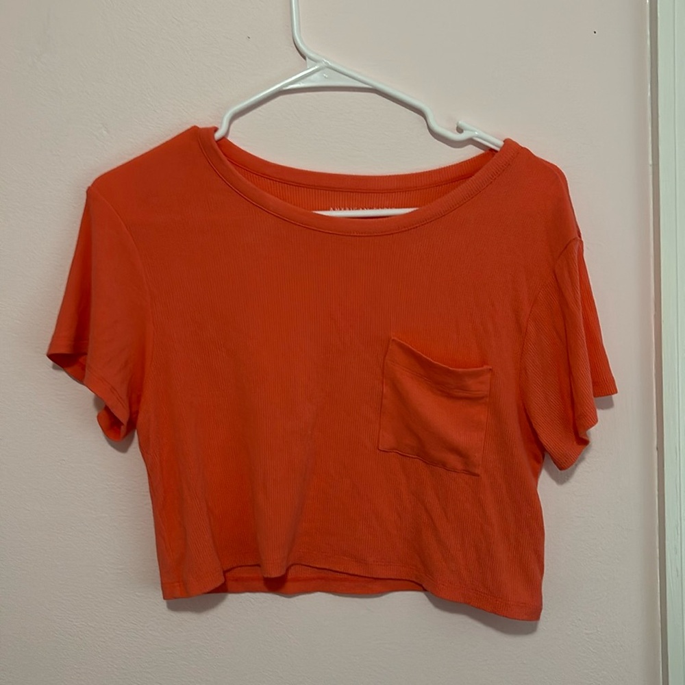 Coral baby tee